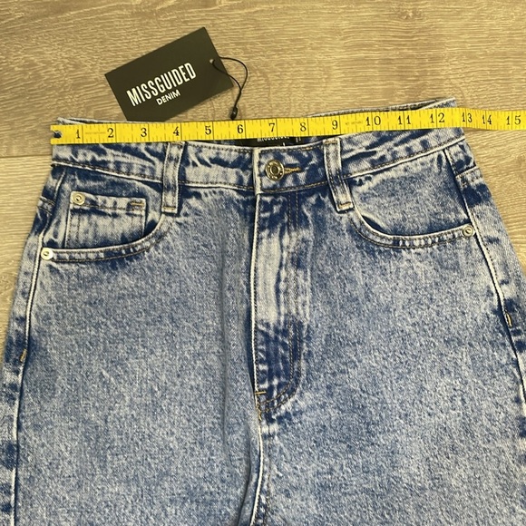NWT Missguided Wrath Highwaisted Split Hem Straight Leg Denim Jeans 2 Long - Picture 8 of 16